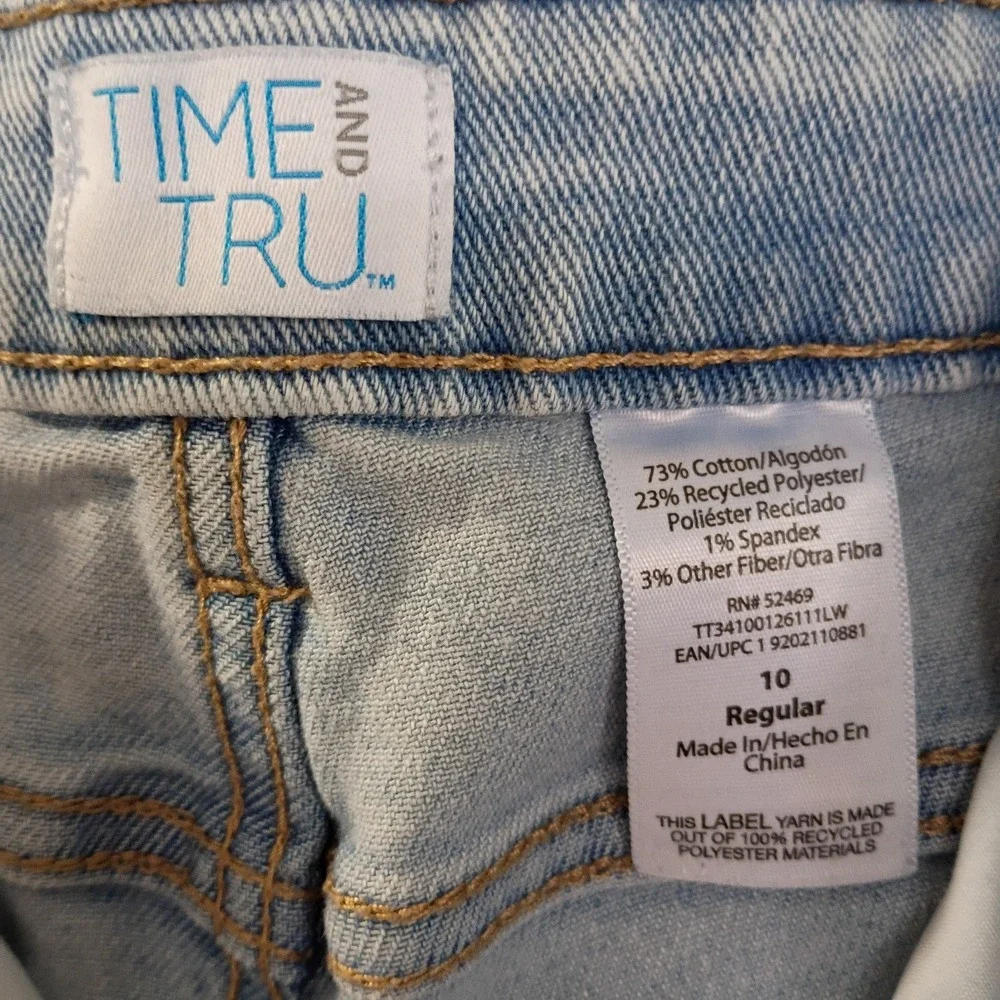 Time And Tru Women Size 10 Soft Stretch Comfy Distressed Blue Jeans Mid Rise Zip - Picture 7 of 8